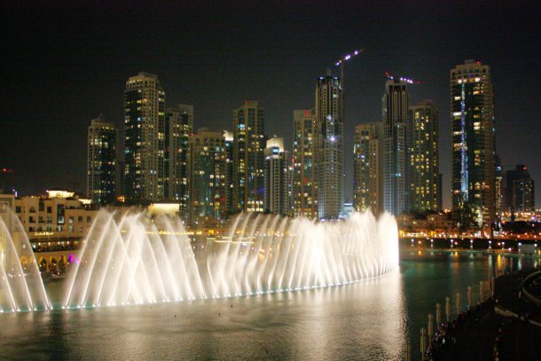 Dubai Mall with Fountain show