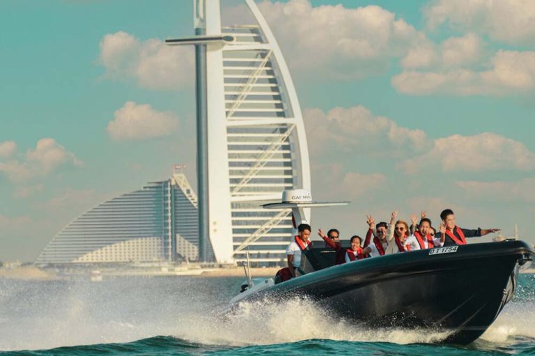 Black Boats Tours Dubai Marina