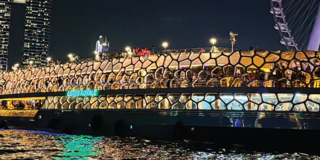 Mega Yacht Dinner Cruise Dubai